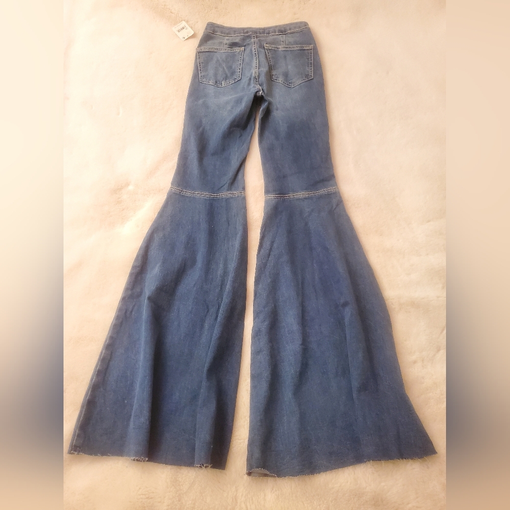 New Free People Float On Flare Wide Flare High Rise Jeans Size 26 - Picture 11 of 14